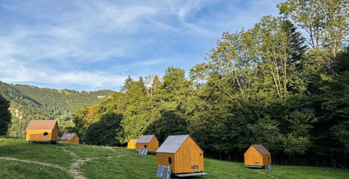 Dormir à la belle étoile en Suisse chez Ours
